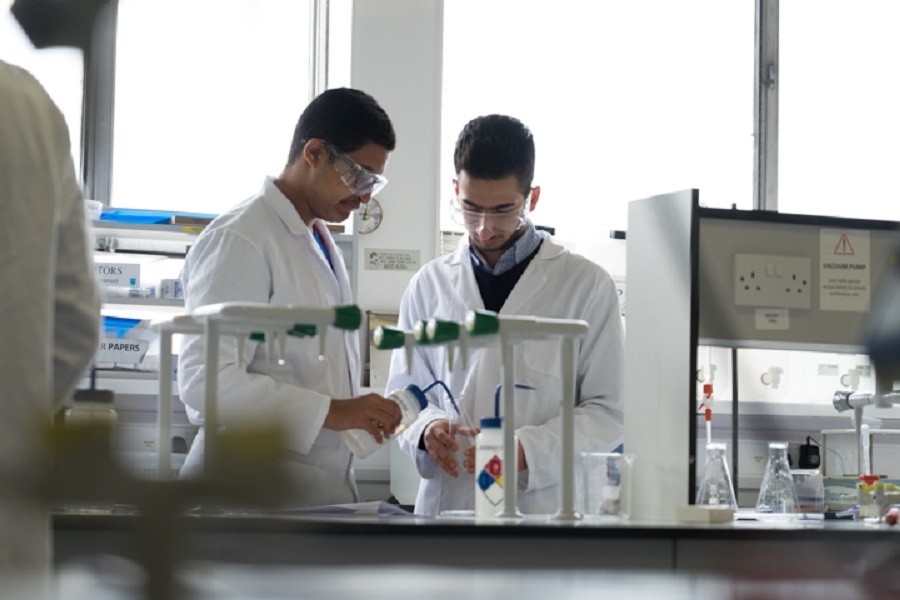 students in lab